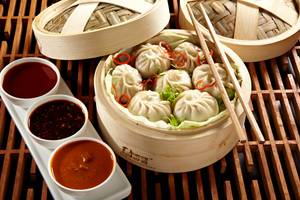Chicken Momos (10 Pcs)