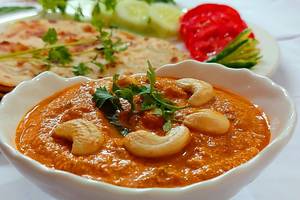 Tomato kaju curry