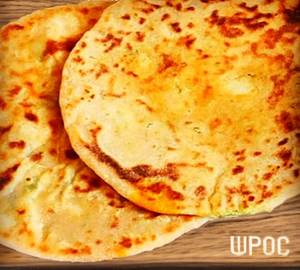 Gobhi Paratha (2pc)