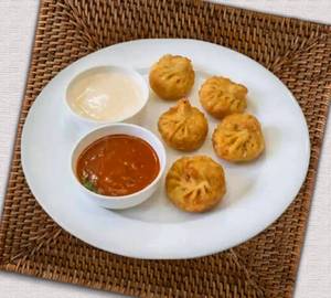 Mushroom momos