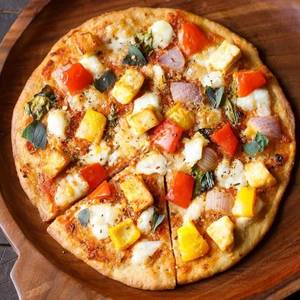 Farmhouse Paneer Pizza