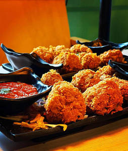 Paneer Kurkure Momos