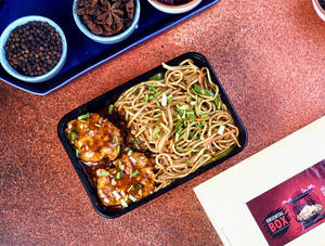 Hot Garlic Paneer With Chili Garlic Noodle [Newly Launched]