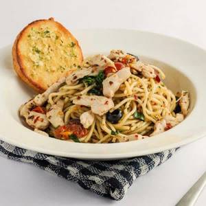 Non Veg Spaghetti Aglio Olio Pasta