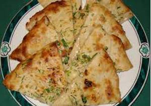 Amritsari Mix Kulcha (1 Pc)