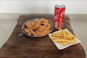 White Sauce Pasta with Fries and Pepsi [250 ml]