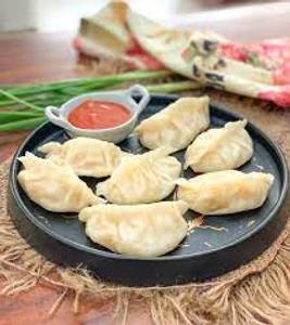 Veg Steamed Momos [ 5 Pieces]