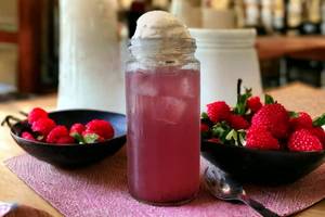 Strawberry Icecream Soda