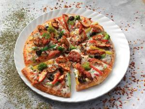 Chicken tikka pizza