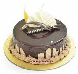 Light chocolate garnishing cake -675 gms (with egg)