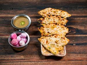Veg Stuffed Kulcha