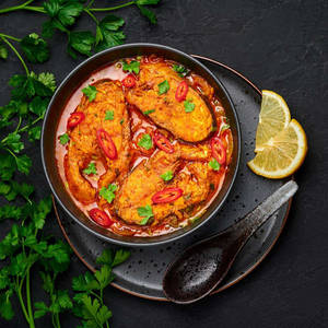 Fish Curry [6 Pieces]