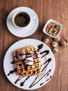 Coffee Mocha Waffle + 150ml Icecream