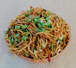 Veg Hakka Noodle