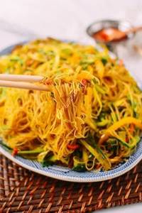Singapore Veg Noodles