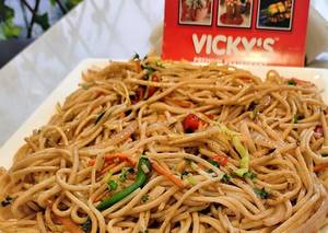 Veg. Chowmien Full