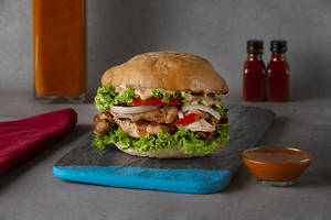 PERi Cheese Chicken Burger