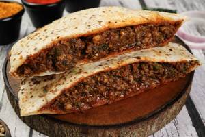Chicken Keema Pocket Naan