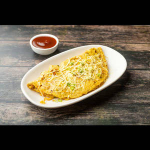 Spring Onion And American Cheese Omelette (3 Eggs)- Non-veg