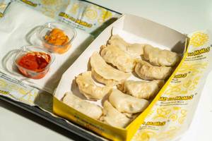Chicken Steamed Momos ( 8 pcs)