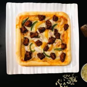 Peppy Chicken Pizza