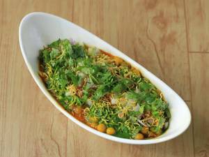 Samosa Ragda [1 Piece]
