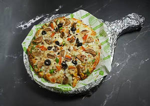 Mushroom and Olive Pizza