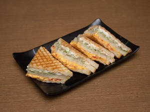 Grilled veg sandwitch