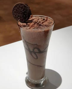 Oreo Milk Shake