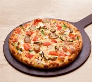 13 Large Veg Supreme Pizza (serve 4)