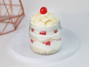 White Forest Jarcake