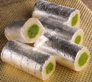 Kaju Pista Roll