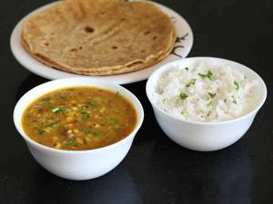 Dal Tadka With 2 Roti And Plain Rice