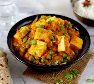 Mattar Paneer