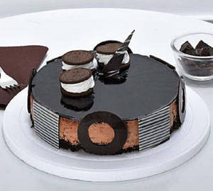 Oreo Chocolate Cake (500 Gms)