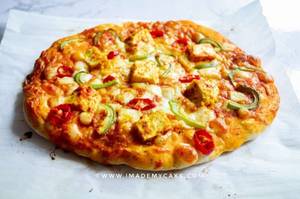 Paneer Makhani Pizza