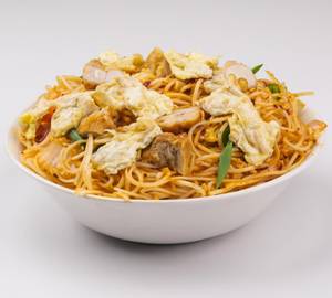 Butter Chilli Garlic Noodle Chicken