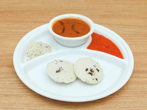 Idli With Sambhar