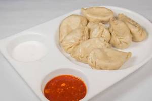 Paneer Momos [8 Pieces]