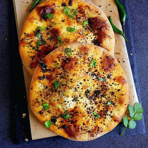 Veg Stuffed Kulcha