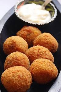 Cheese Balls With Cheese Dip