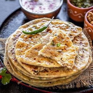 Paneer Pyaz Paratha