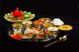 Premium Deluxe Veg Thali (only For Packing)