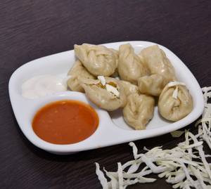 Paneer Steamed Momos (8 Pcs)