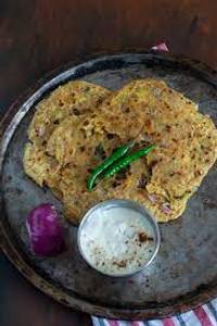 Onion Paratha (2 Pcs) + Dahi