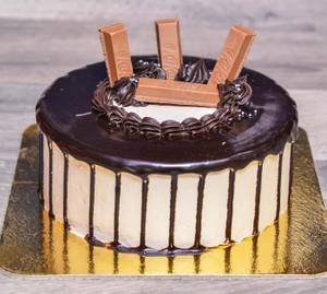 Kitkat Cake