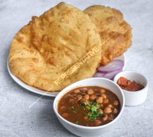 Chana Bhatura