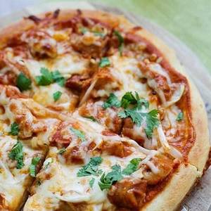 Royal Chicken Tikka Pizza