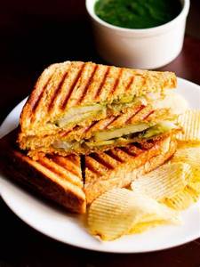 Grilled Paneer Sandwich Half