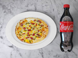 7" Spicy Loaded Pizza + Coke 200. Ml Pet